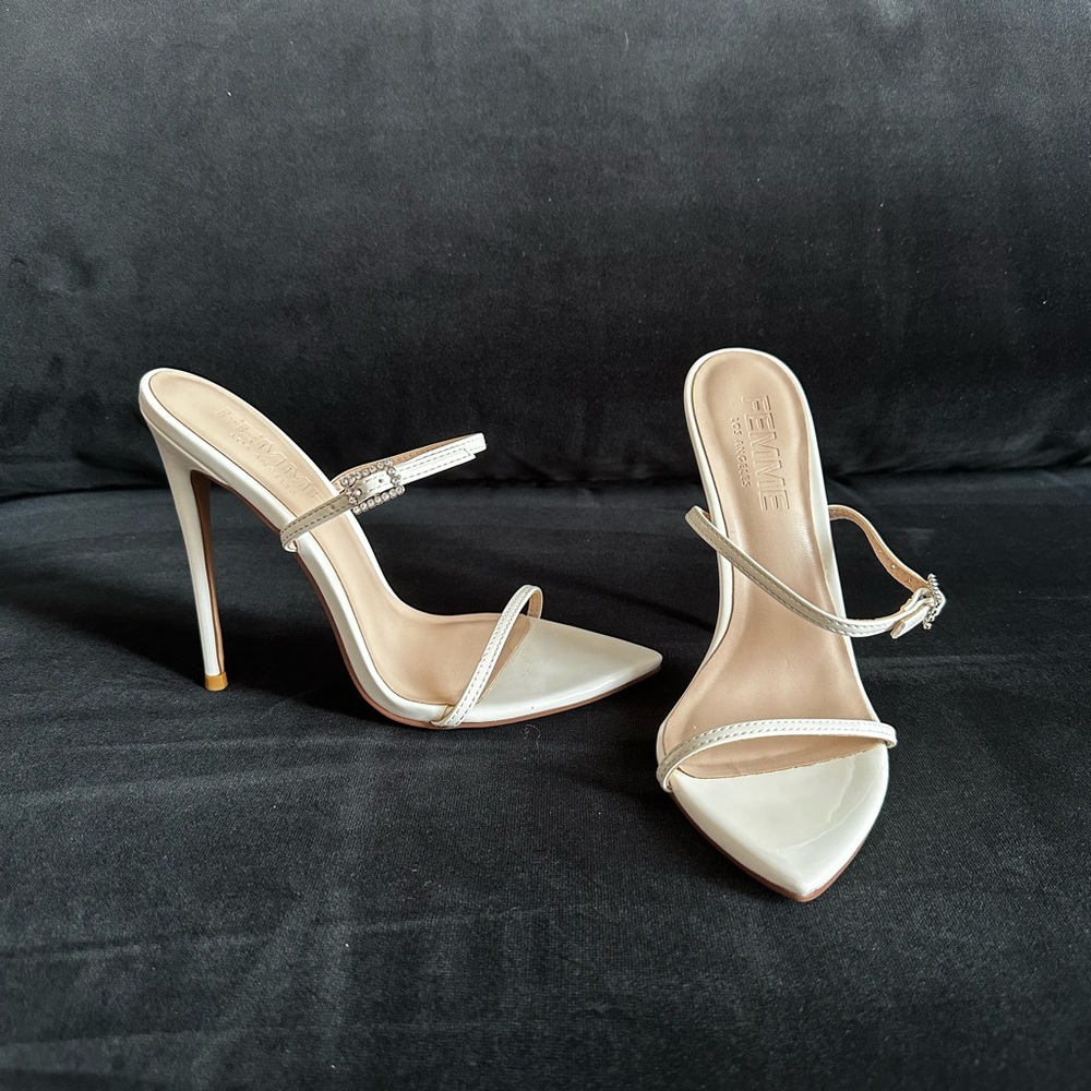FEMME LA Lyon Slingback Heel